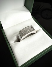 18ct 750 white for sale  CORBY