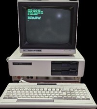 Tandy 1000 personal for sale  Easton