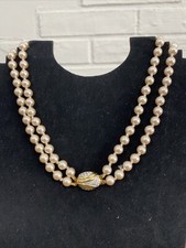 Collana perle doppio usato Collana perle doppio usato  Italia