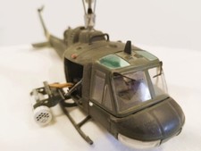 Hélicoptère uh1. huey d'occasion  Valence