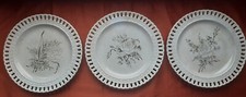 Lot assiettes ajourées d'occasion  Les Forges