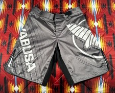 Hayabusa mma shorts d'occasion  Expédié en Belgium