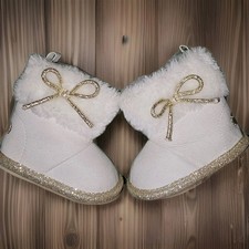 Botas Isaac Mizrahi bebê menina pele sintética branca laço dourado acabamento brilhante tamanho 1 comprar usado  Enviando para Brazil