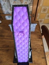 Accessorio piedistallo bambole usato  Italia