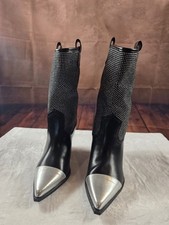 Statement classy elegant for sale  Grand Forks
