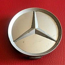 Mercedes 75mm borchia usato  Verrayes