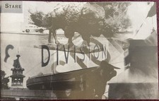 Używany, Stare Press, Division 1992, 250 Printed By Kevin Riordan  na sprzedaż Używany, Stare Press, Division 1992, 250 Printed By Kevin Riordan  na sprzedaż  Wysyłka do Poland