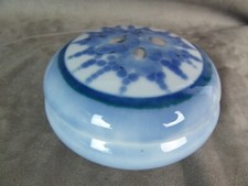 Belle bonboniere porcelaine d'occasion  Pézilla-la-Rivière