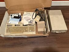 commodore 128 d'occasion commodore 128 d'occasion Expédié en Belgium