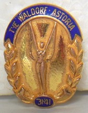 WALDORF ASTORIA HOTEL serviço de funcionário prêmio gravata/pino de lapela publicidade comprar usado WALDORF ASTORIA HOTEL serviço de funcionário prêmio gravata/pino de lapela publicidade comprar usado  Enviando para Brazil