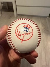 Palla baseball yankees usato  Roma