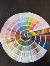 Nuancier couleurs 1000 d'occasion  Mouzon