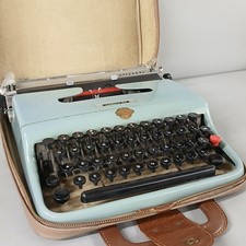 olivetti typewriter for sale  GRANTHAM