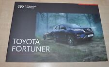 Toyota fortuner brochure d'occasion  Expédié en Belgium