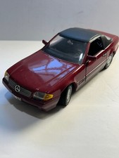 Maroon revell diecast d'occasion  Expédié en Belgium