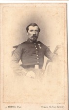Lieutenant voltigeur infanteri d'occasion  Saint-Julien-l'Ars