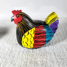 Estatueta de galinha brilhante pintada à mão 6 x 6" comprar usado Estatueta de galinha brilhante pintada à mão 6 x 6" comprar usado  Enviando para Brazil