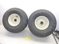 Usado, Pneus e aros dianteiros para cortador de grama dirigível Cub Cadet XT-LT42KH Carlisle 15x6.00-6 comprar usado  Enviando para Brazil
