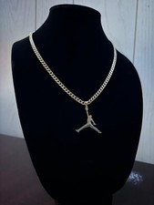 Jordan necklace jumpman d'occasion  Expédié en Belgium