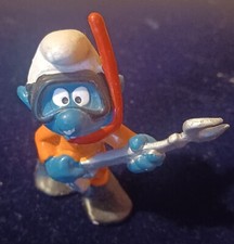 Figurine schtroumpf plongeur. d'occasion  Valréas