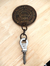 Porte clé shell d'occasion  Nouaillé-Maupertuis