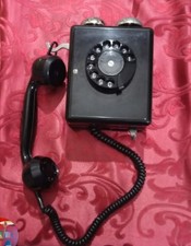 Vecchio telefono muro usato  Italia