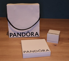 Pandora geschenk verpackung gebraucht kaufen  Straßkirchen