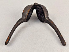 Ancien casse noisette d'occasion  Expédié en France