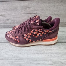 Nike womens trainers for sale  SWANSEA