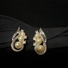 Orecchini trifari design usato  Roma