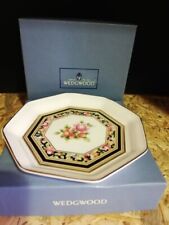 Wedgwood bone china usato  Noci