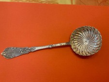 Ancienne louche saupoudrer d'occasion Ancienne louche saupoudrer d'occasion  Issoudun