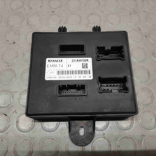 231a04792r centralina comfort usato 231a04792r centralina comfort usato  Cazzago San Martino