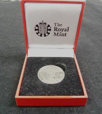 Royal mint queen for sale  MAIDENHEAD