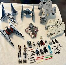 Enorme Lote 45+ Piezas Star Wars Millenium FalconObiWan Ship KyloRen Mandalorian y Más segunda mano  Embacar hacia Argentina