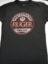 Camiseta Ruger Gun Pistol Firearms Protected by Ruger 1949 Distressed Licenciada comprar usado  Enviando para Brazil