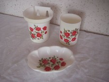 Accessoires salle bain d'occasion  Chambon-sur-Voueize