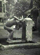 Torneira vintage fosca foto Cochin Kochi Índia crianças locais década de 1930-1940 comprar usado  Enviando para Brazil