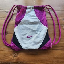 Nike brasilia nylon d'occasion  Expédié en Belgium