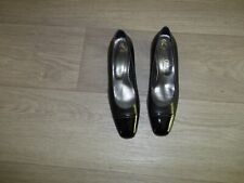 Escarpins roseta cuir d'occasion  Brax