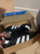 Basket femme adidas d'occasion Basket femme adidas d'occasion  Mâcon