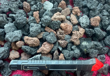 10x pierre volcanique d'occasion 10x pierre volcanique d'occasion  Krautergersheim