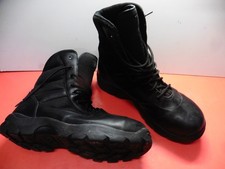 Lot paire chaussures d'occasion  Labastide-Rouairoux