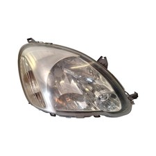 Faro proiettore anteriore usato Faro proiettore anteriore usato  Iglesias