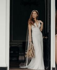Genuine vera wang for sale  BARNSTAPLE