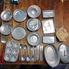 Vintage aluminum kitchen for sale Vintage aluminum kitchen for sale  Oconomowoc