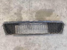 8200735103 griglia paraurti usato 8200735103 griglia paraurti usato  Minerbe