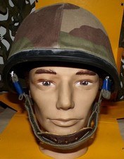 Casque militaire lourd d'occasion  Le Thor