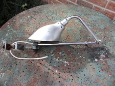 Lampe industrielle ancienne d'occasion  Gommegnies