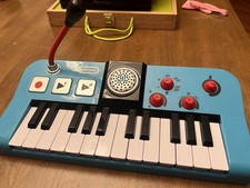 Mini piano y micrófono Little Tikes segunda mano  Embacar hacia Mexico